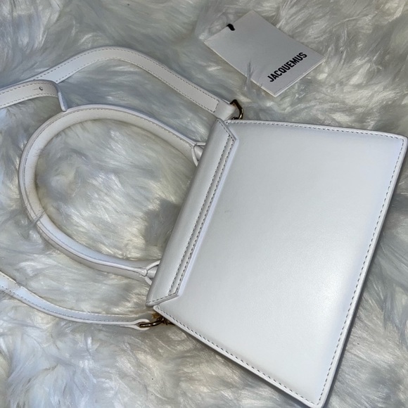 Jacquemus Le Chiquito Moyen Bag - Picture 8 of 13